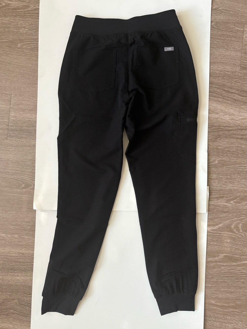 Figs High Waisted Zamora Jogger Scrub Pants™ // Size XS Regular - Picture 4 of 4